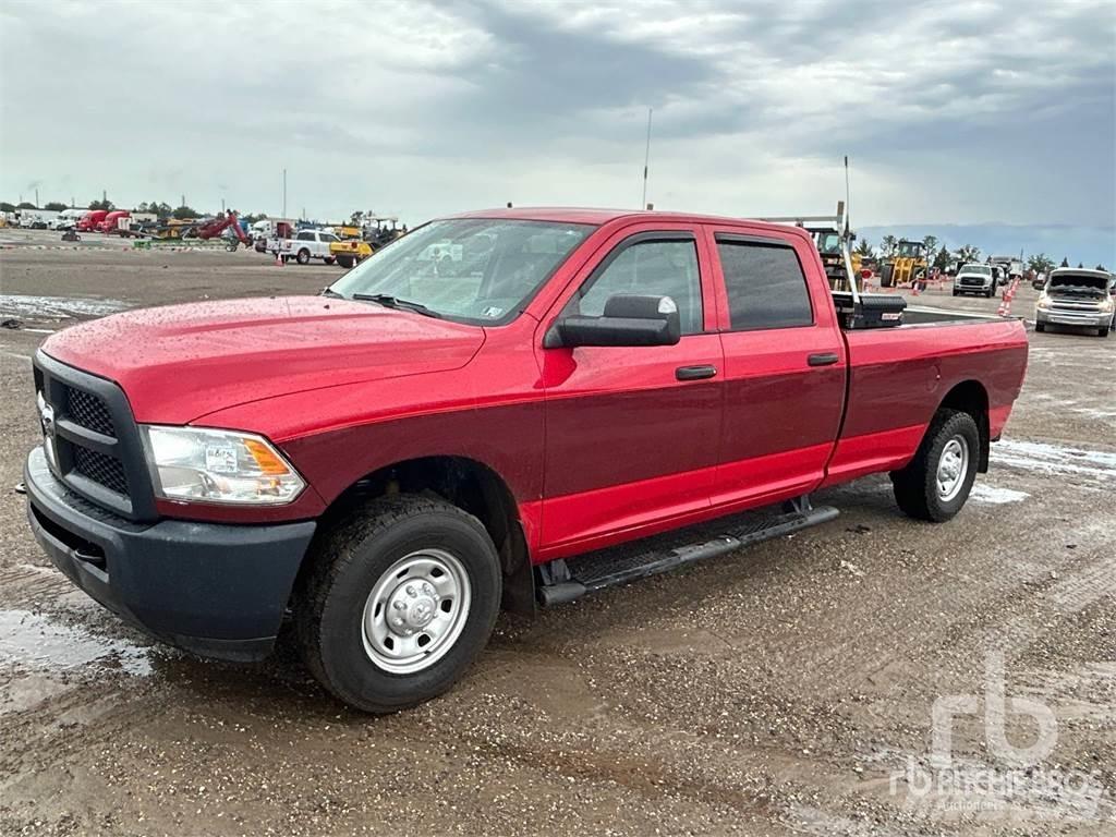 RAM 2500 Pick-upy / Pojazdy z otwieranymi burtami