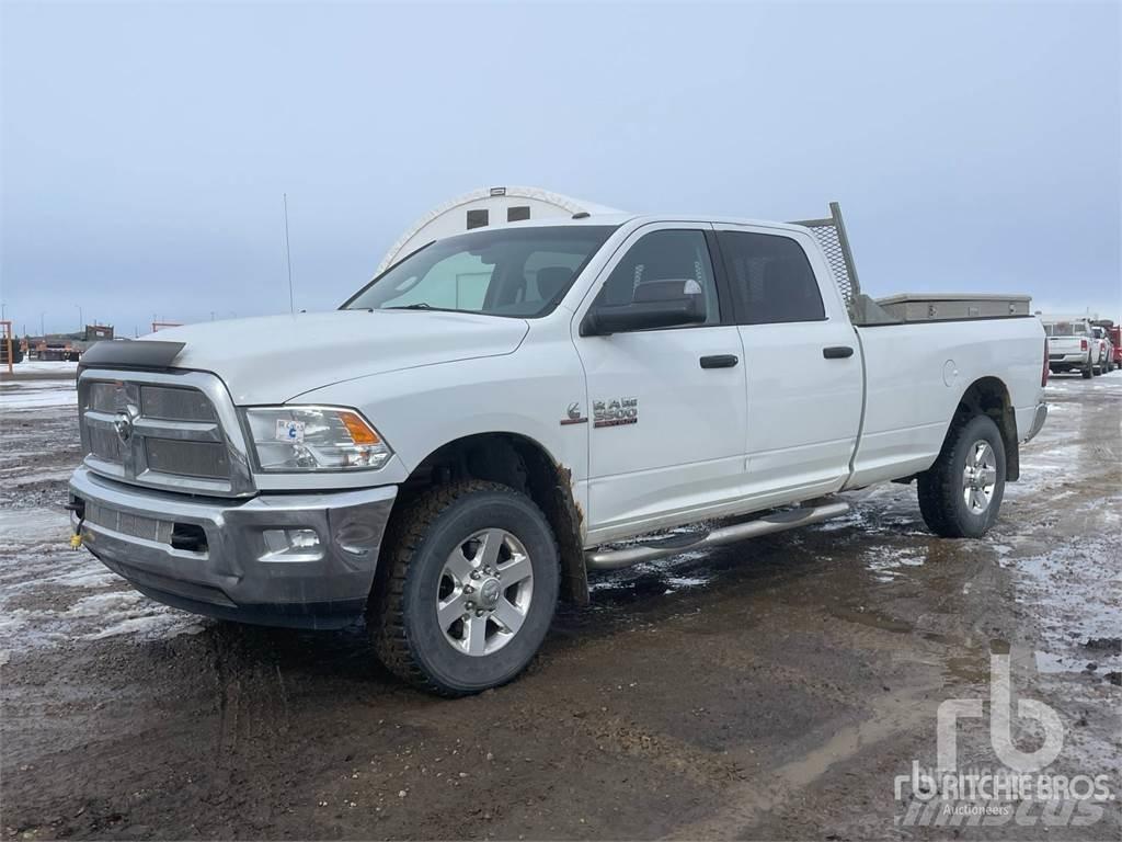 RAM 3500 Pick-upy / Pojazdy z otwieranymi burtami