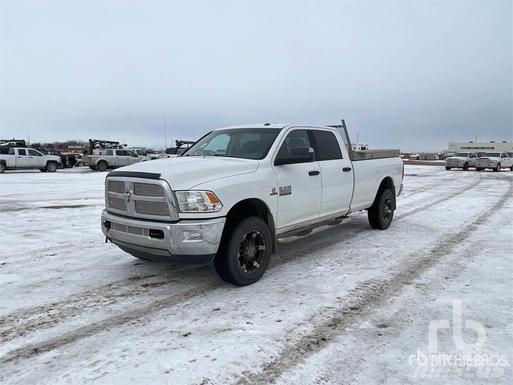 RAM 3500 Pick-upy / Pojazdy z otwieranymi burtami