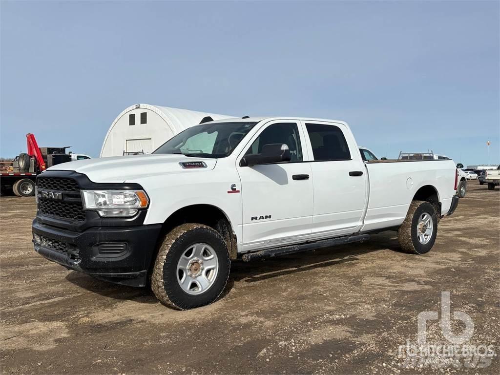 RAM 3500 Pick-upy / Pojazdy z otwieranymi burtami