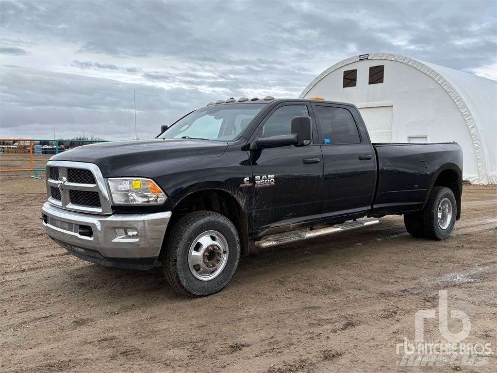 RAM 3500 Pick-upy / Pojazdy z otwieranymi burtami