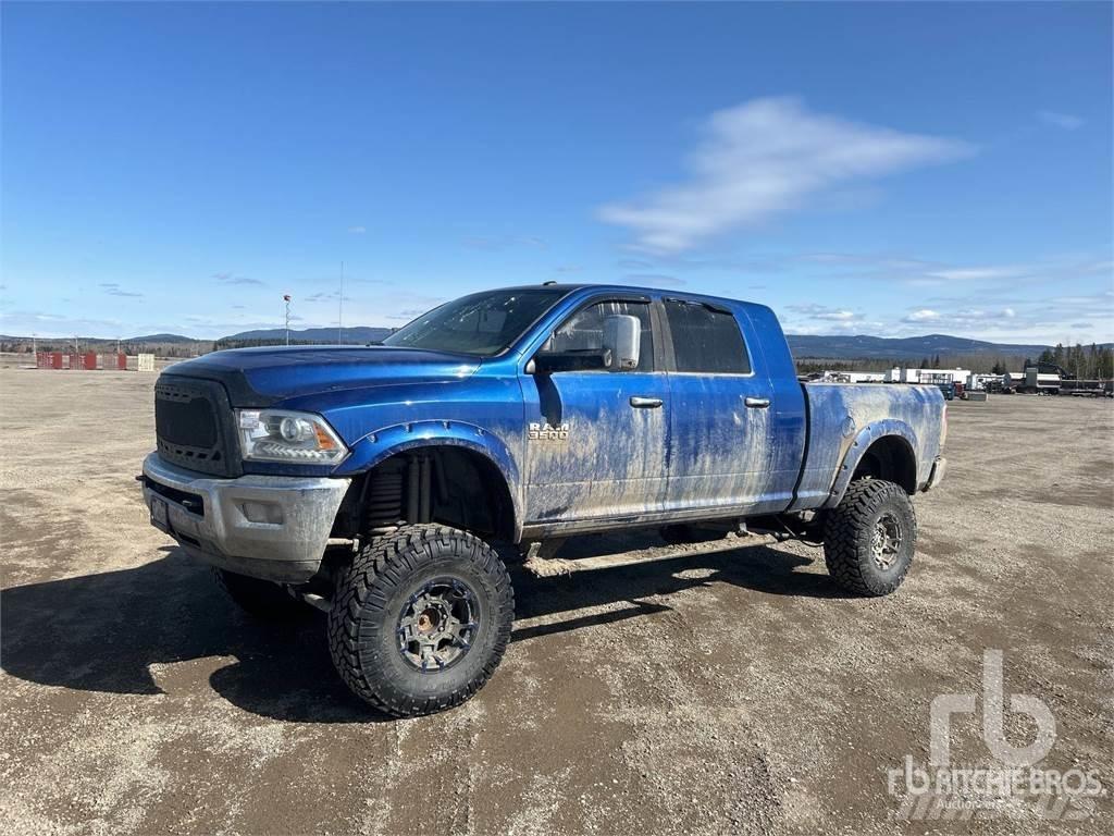 RAM 3500 Pick-upy / Pojazdy z otwieranymi burtami