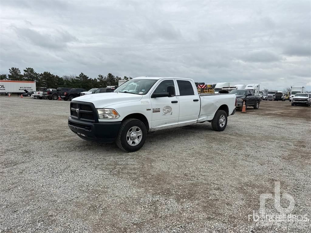 RAM 3500 Pick-upy / Pojazdy z otwieranymi burtami