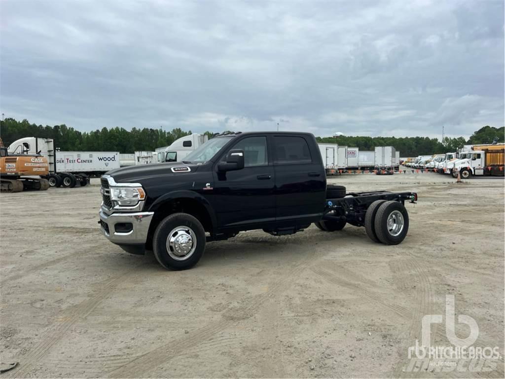 RAM 3500 Pojazdy pod zabudowę