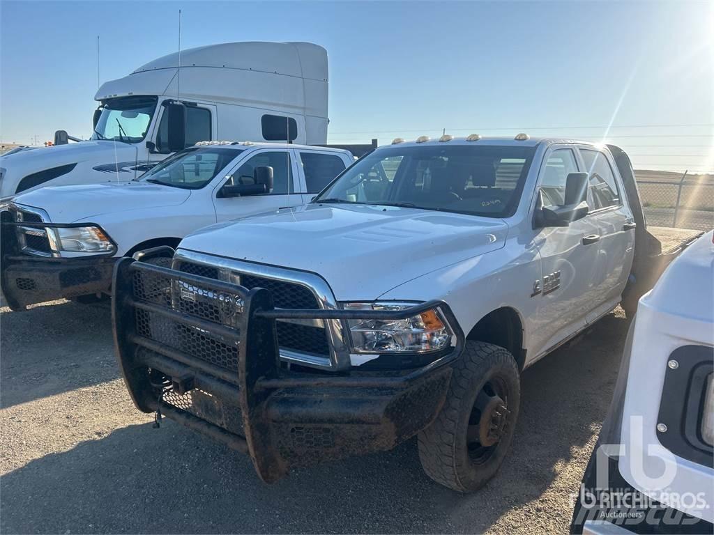 RAM 3500 Pick-upy / Pojazdy z otwieranymi burtami