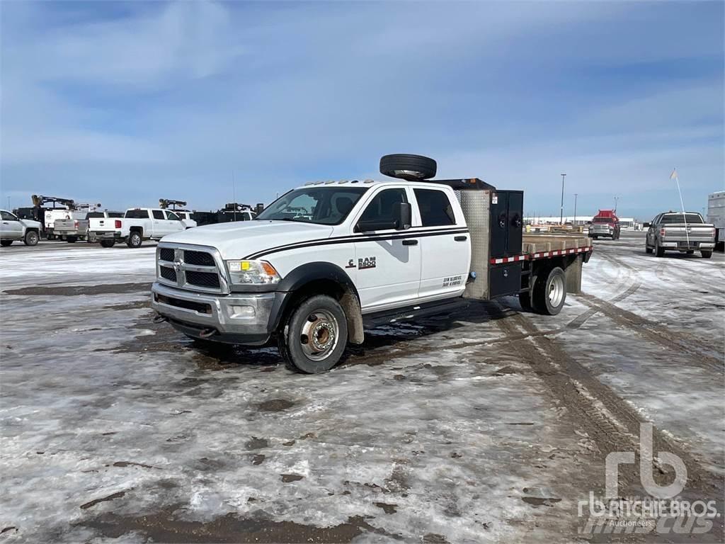 RAM 5500 Ciężarówki typu Platforma / Skrzynia
