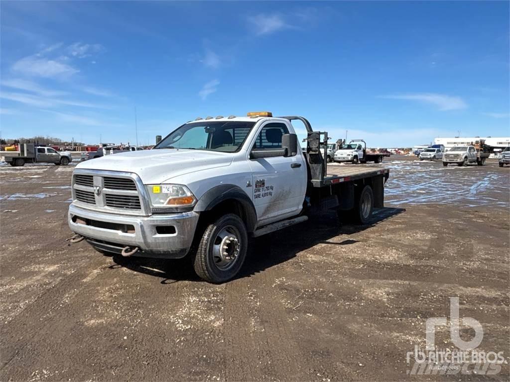 RAM 5500 Ciężarówki typu Platforma / Skrzynia