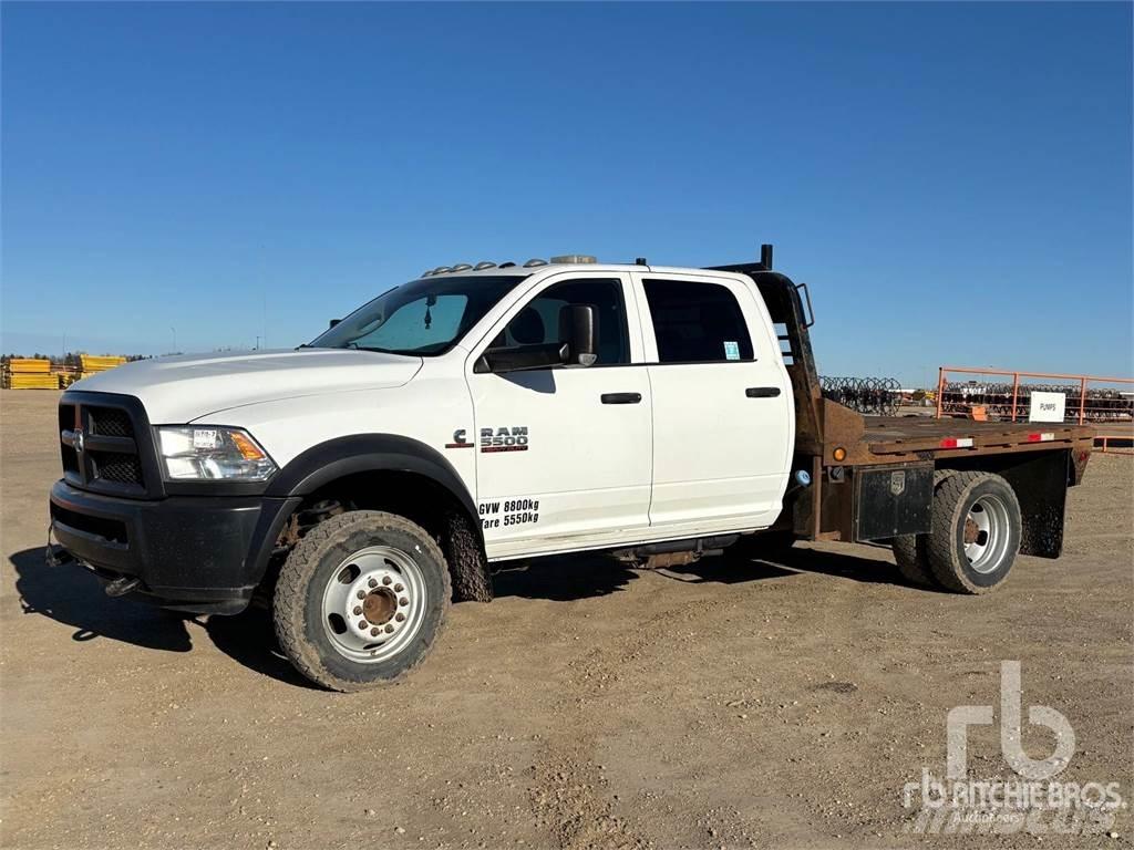 RAM 5500 Ciężarówki typu Platforma / Skrzynia