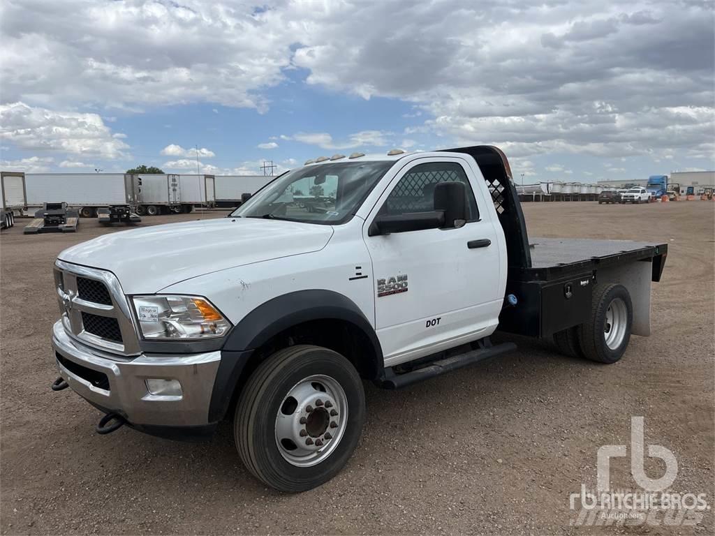 RAM 5500 Ciężarówki typu Platforma / Skrzynia