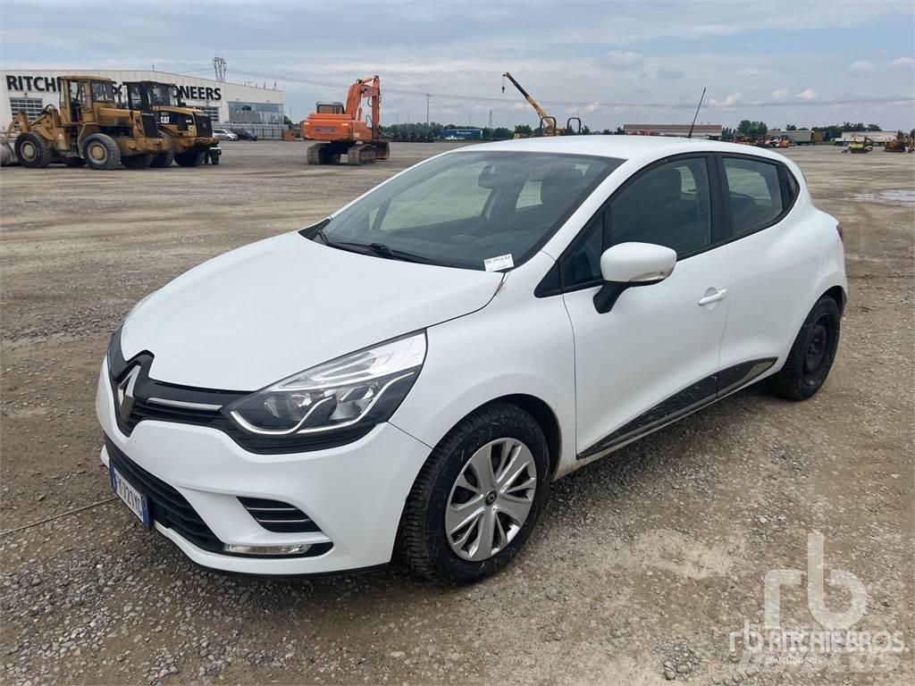 Renault CLIO Samochody osobowe