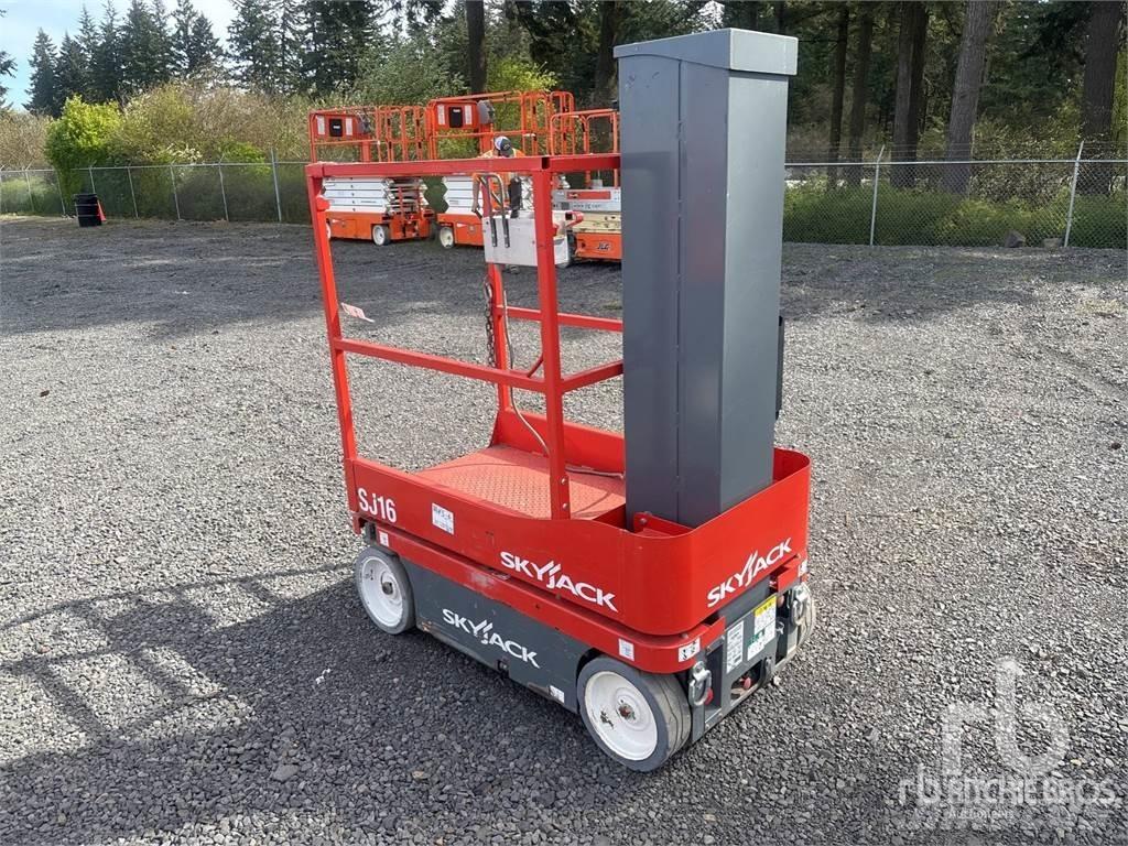 SkyJack SJ16 Podnośniki nożycowe