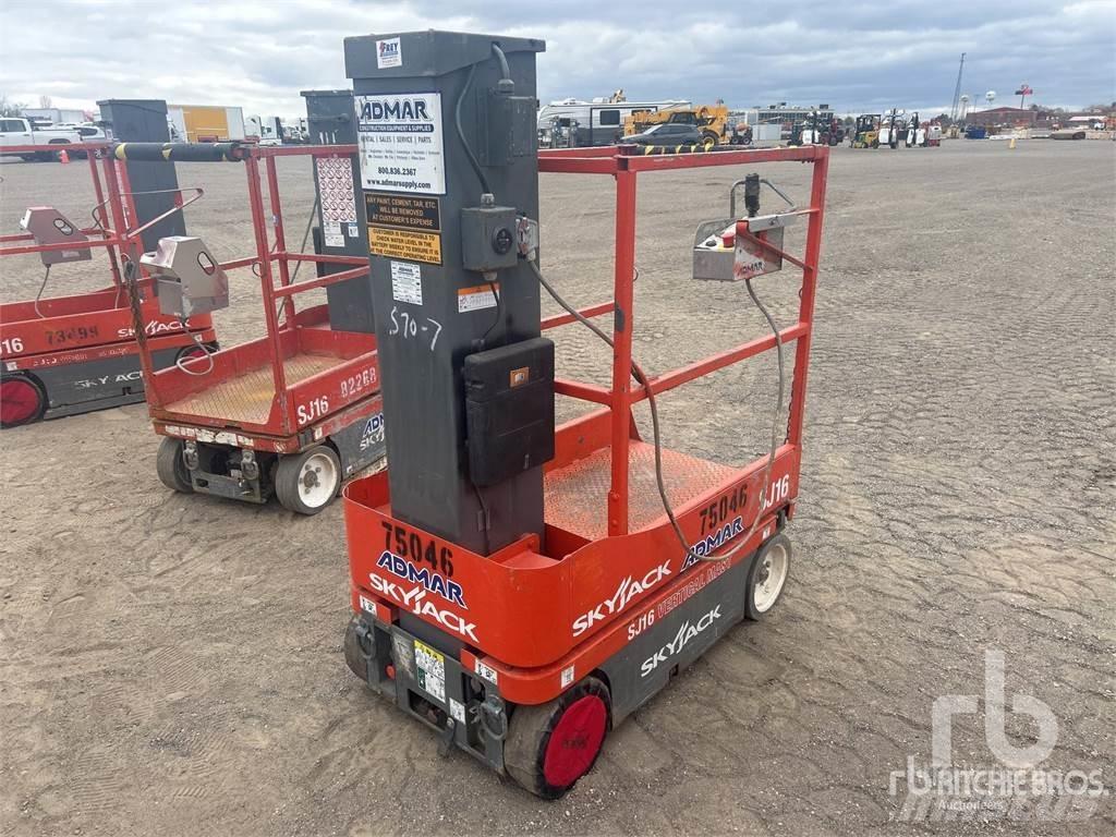 SkyJack SJ16 Podnośniki, wciągarki i windy towarowe