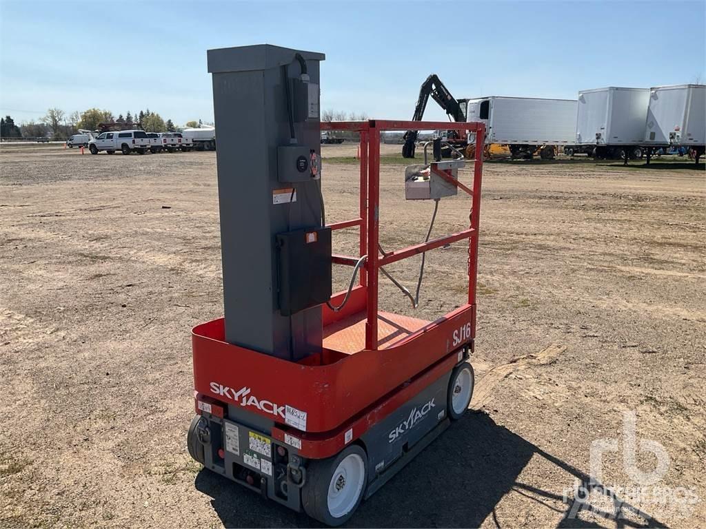 SkyJack SJ16 Podnośniki przegubowe