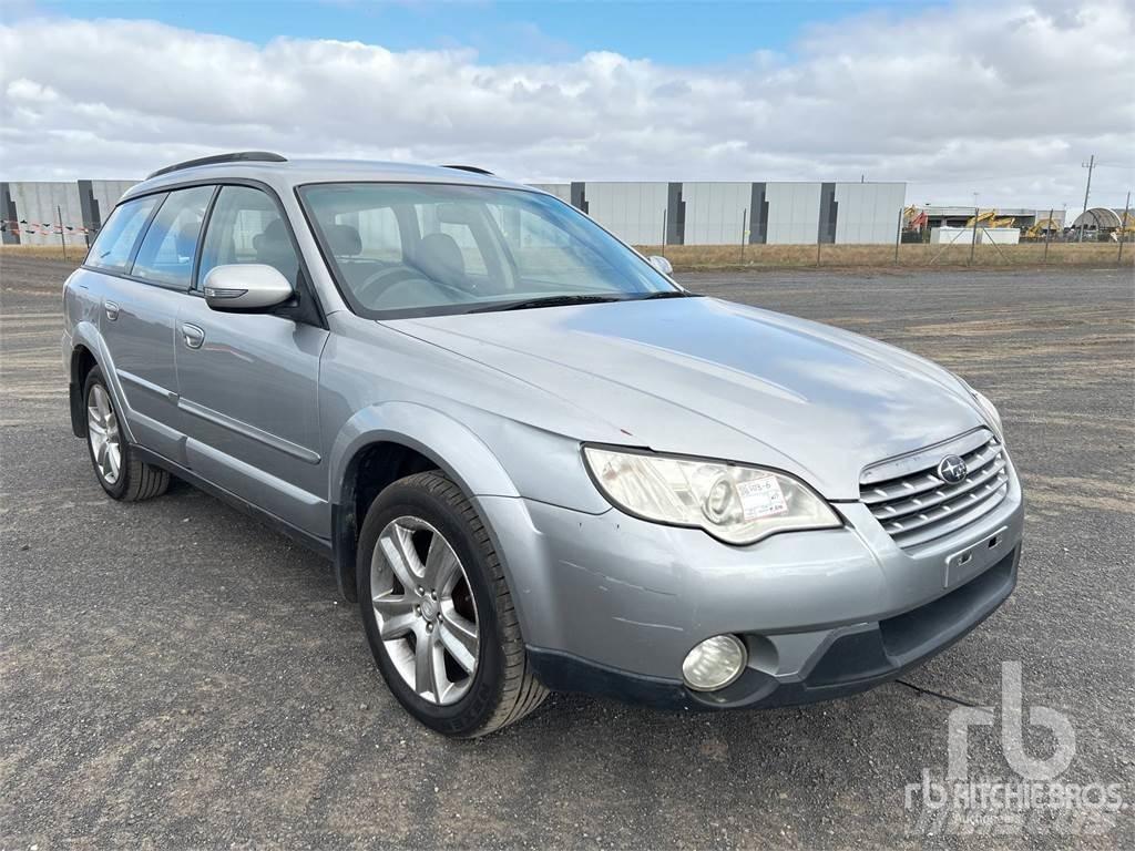 Subaru OUTBACK Samochody osobowe