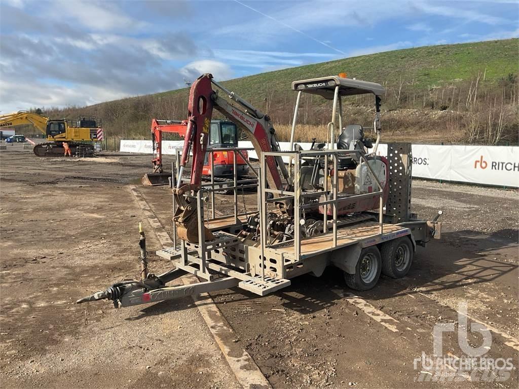 Takeuchi TB216 Minikoparki