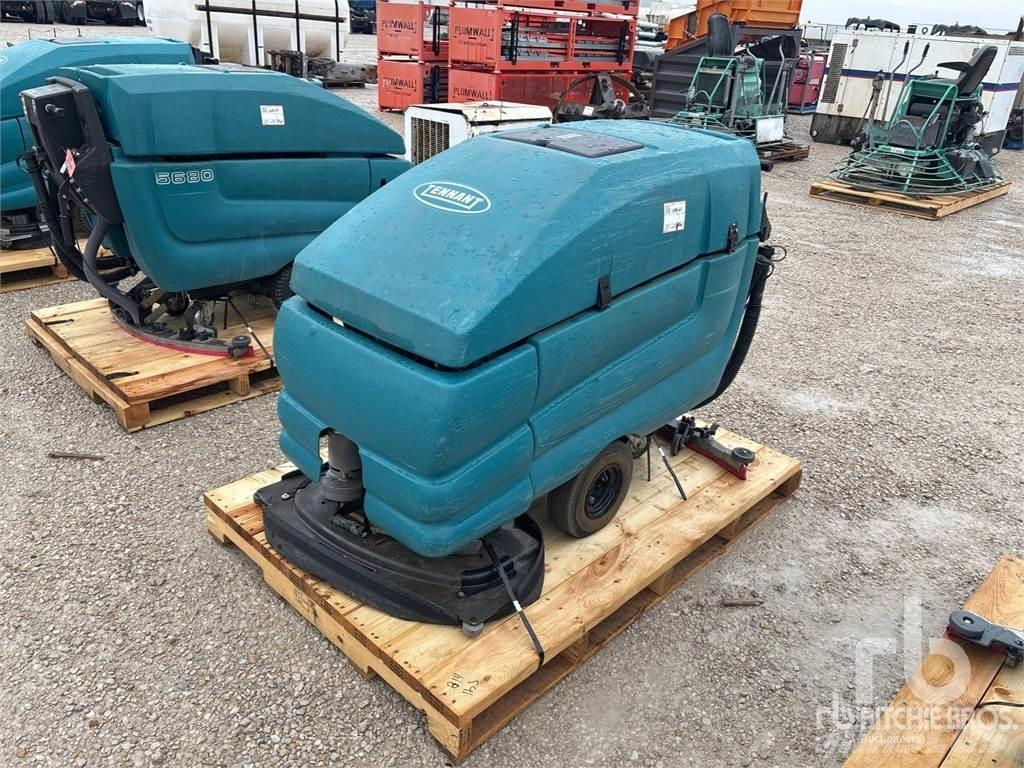 Tennant 5680 Zamiatarki - Zgarniarki - Odśnieżarki