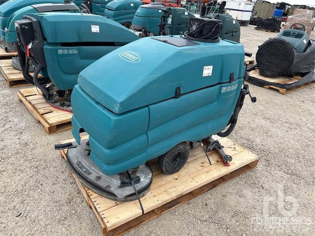 Tennant 5680 Zamiatarki - Zgarniarki - Odśnieżarki