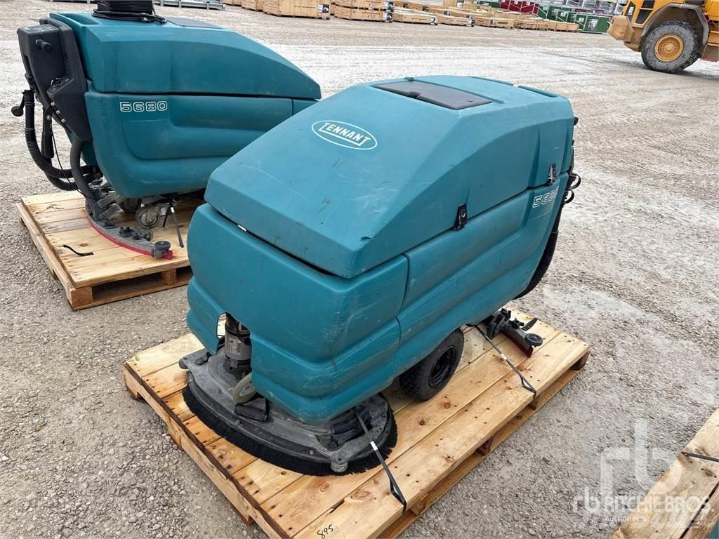 Tennant 5680 Zamiatarki - Zgarniarki - Odśnieżarki