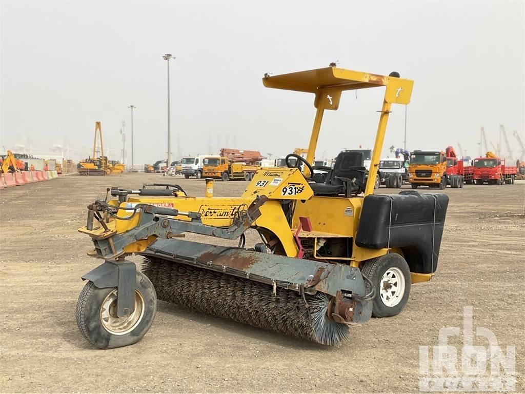 TERRAMITE TSS38 Zamiatarki wewnętrzne