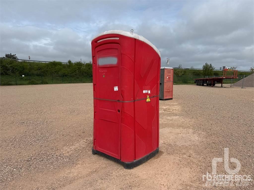  Toilettes Inne przyczepy