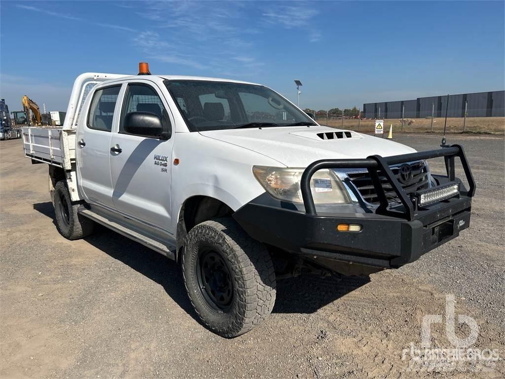 Toyota HILUX Pick-upy / Pojazdy z otwieranymi burtami