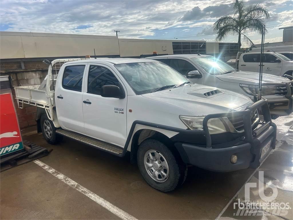 Toyota HILUX Pick-upy / Pojazdy z otwieranymi burtami