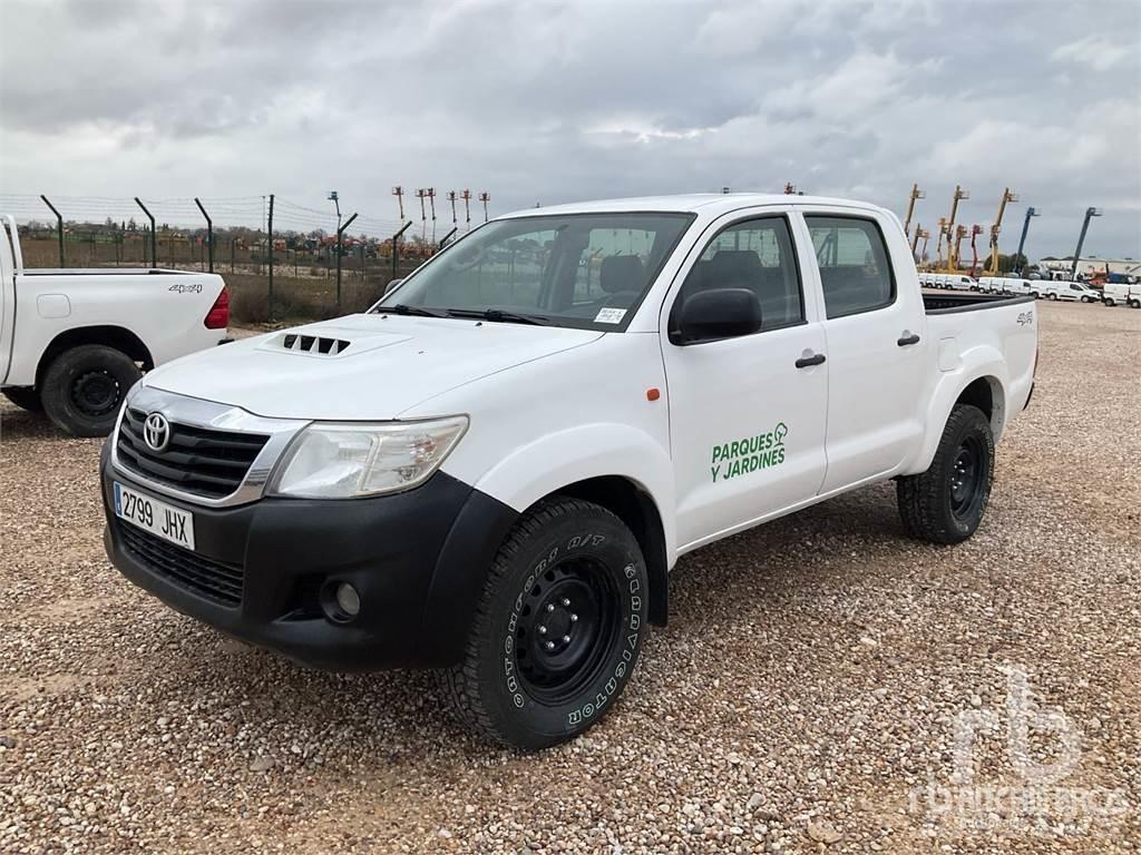 Toyota HILUX Pick-upy / Pojazdy z otwieranymi burtami