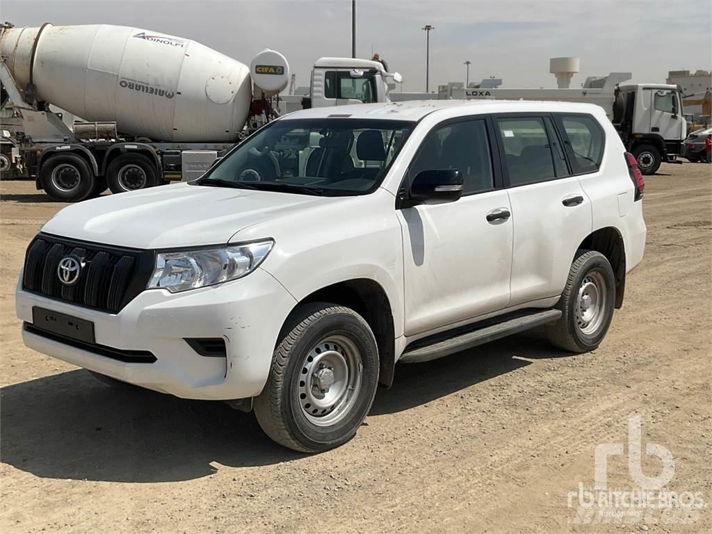 Toyota PRADO Pick-upy / Pojazdy z otwieranymi burtami