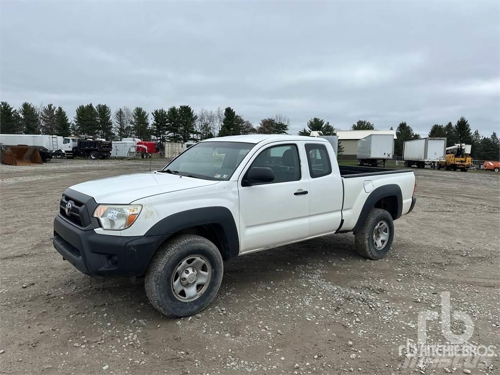 Toyota TACOMA Pick-upy / Pojazdy z otwieranymi burtami