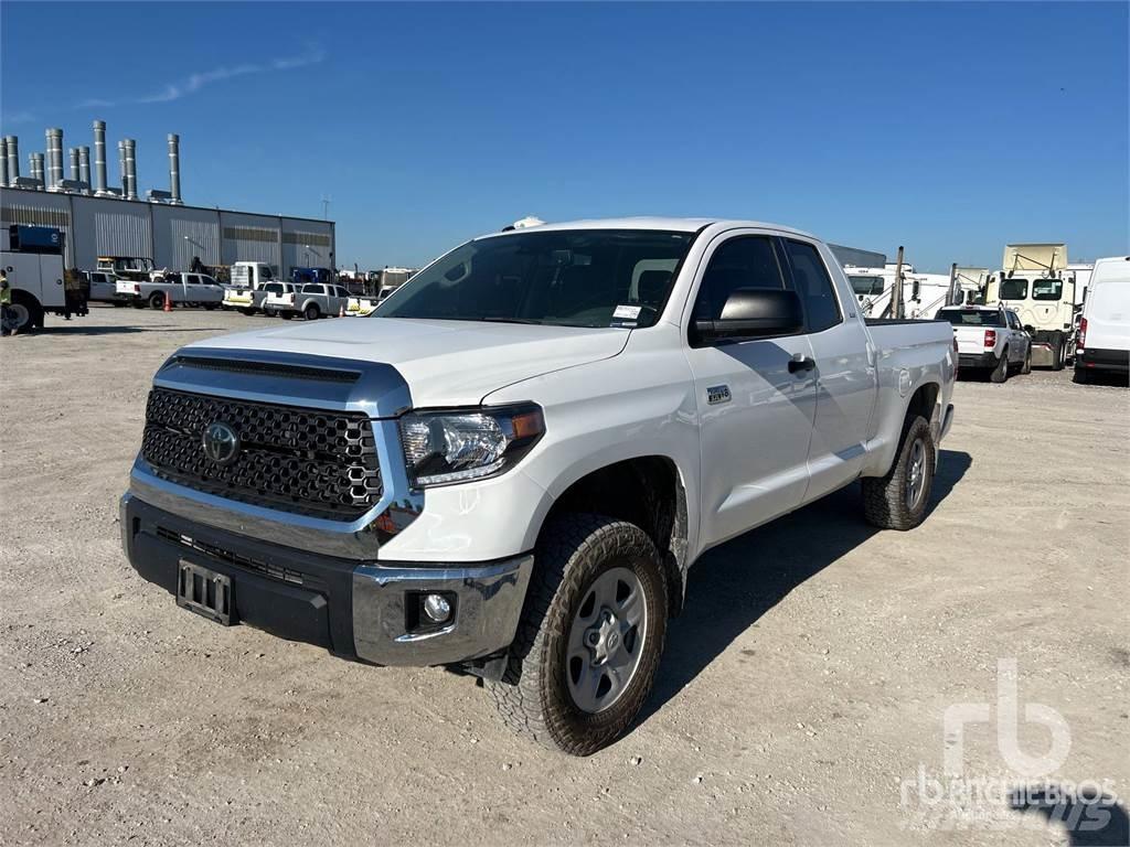 Toyota TUNDRA Pick-upy / Pojazdy z otwieranymi burtami