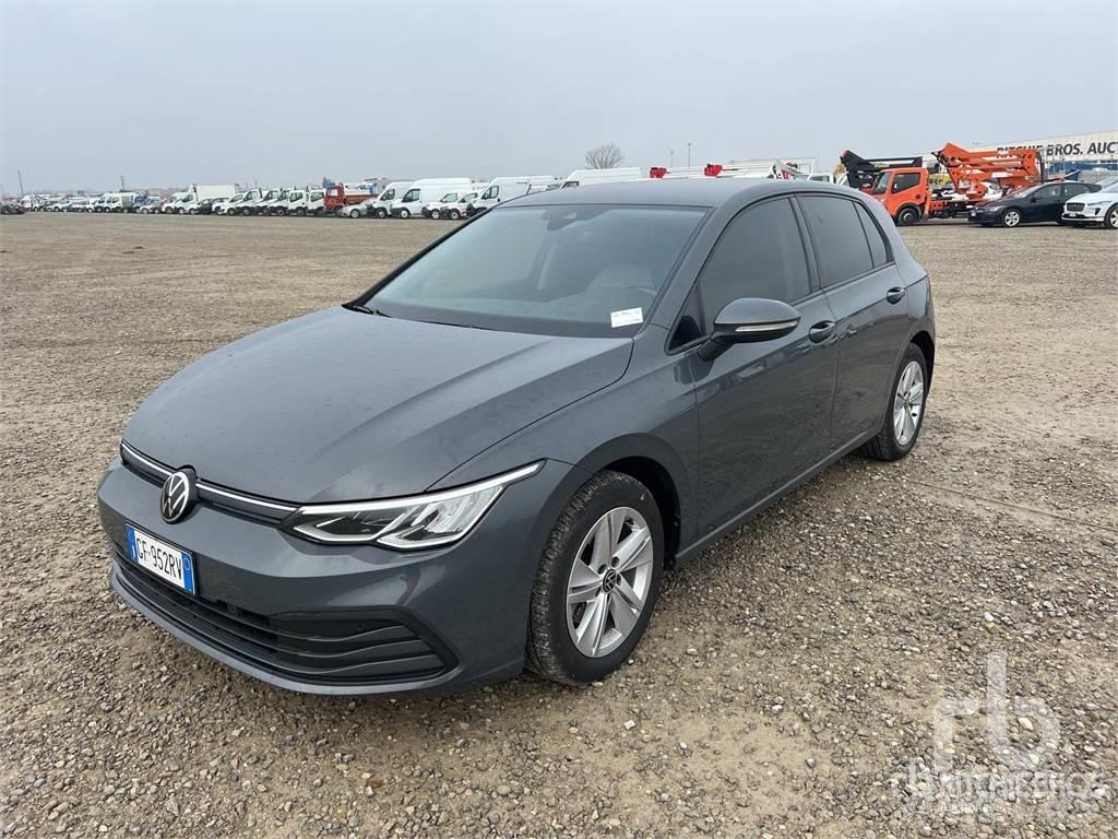Volkswagen GOLF Samochody osobowe
