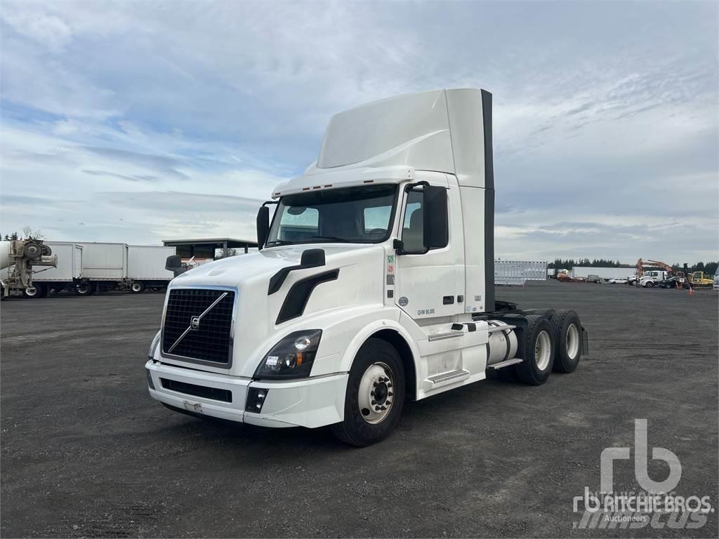 Volvo VNL300 Ciągniki siodłowe