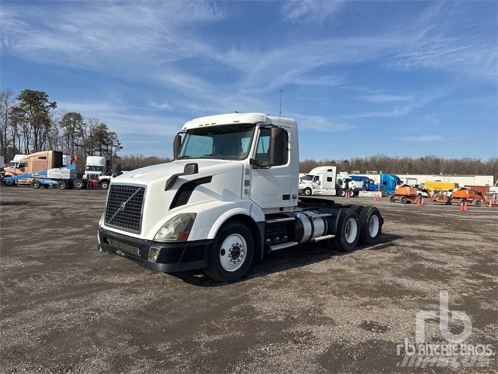 Volvo VNL300 Ciągniki siodłowe