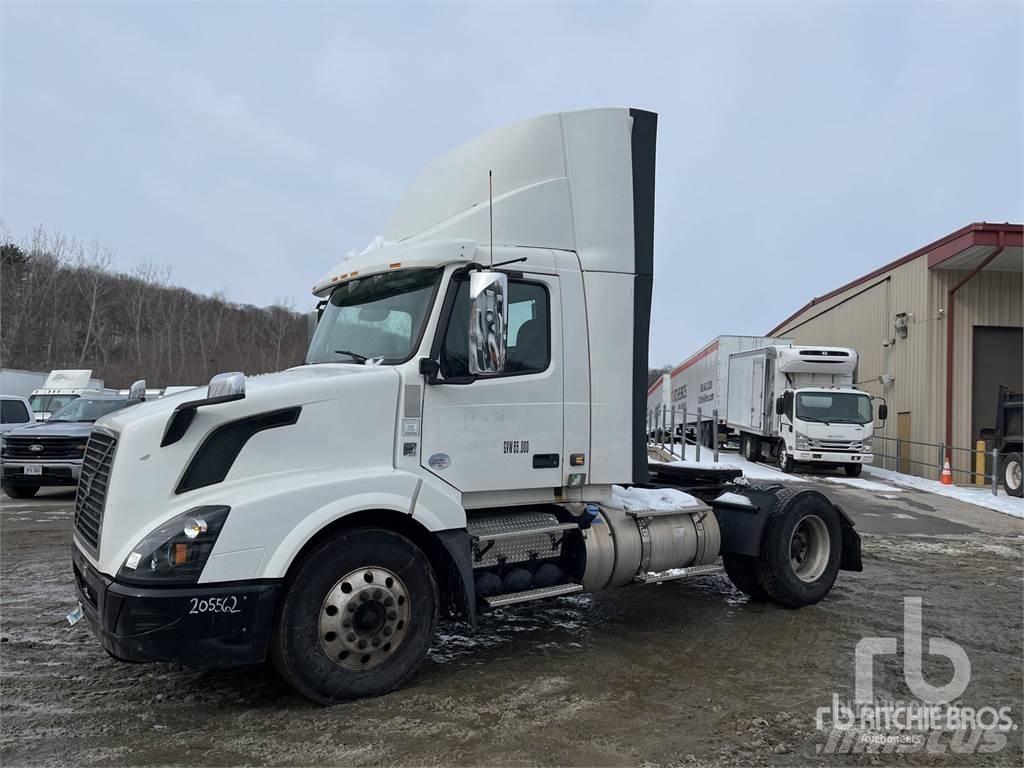 Volvo VNL300 Ciągniki siodłowe