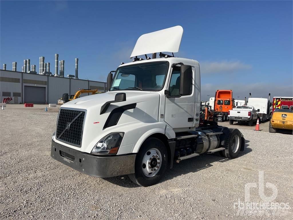 Volvo VNL300 Ciągniki siodłowe