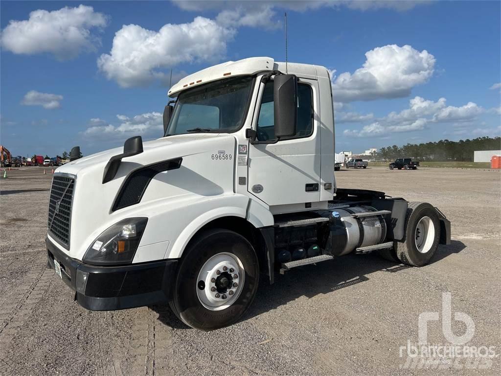Volvo VNL300 Ciągniki siodłowe