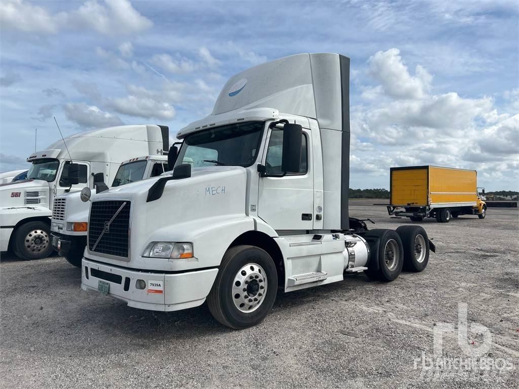 Volvo VNM200 Ciągniki siodłowe