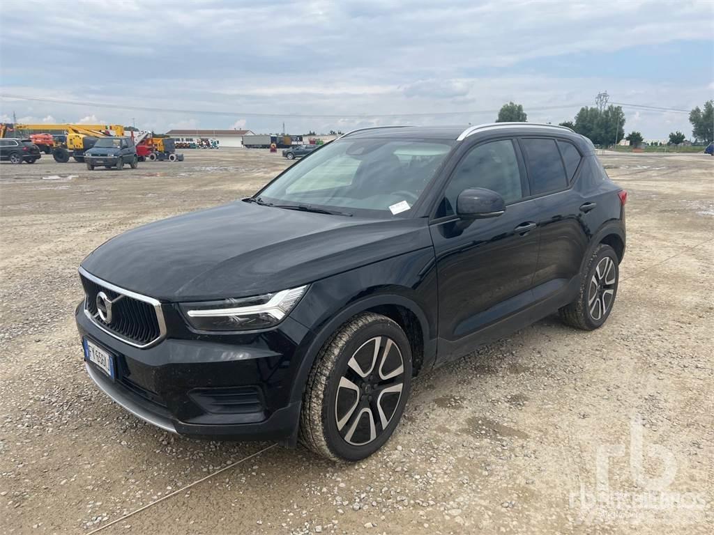 Volvo XC40 Pick-upy / Pojazdy z otwieranymi burtami
