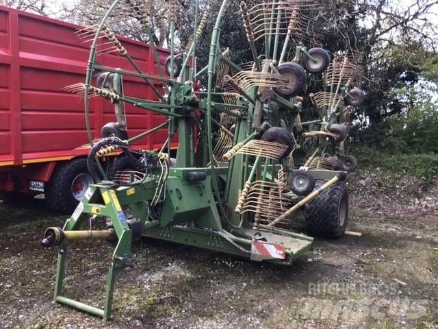 Krone 1400+ Zgrabiarki i przetrząsacze
