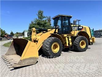 CAT 966M Ładowarki kołowe