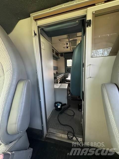 Chevrolet G3500 Inne