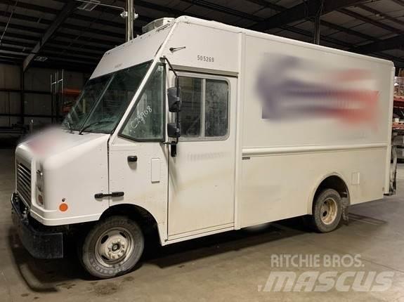 Ford E350 Samochody ciężarowe ze skrzynią zamkniętą