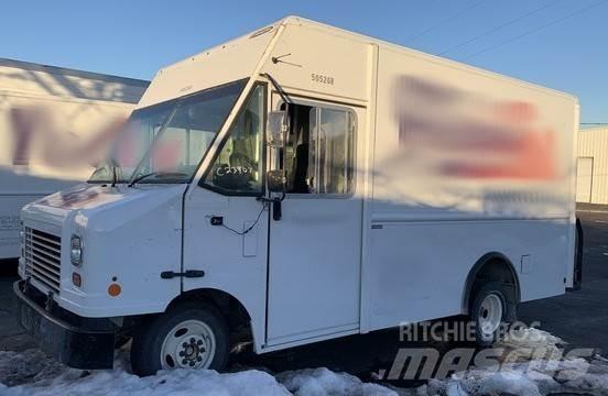 Ford E350 Samochody ciężarowe ze skrzynią zamkniętą