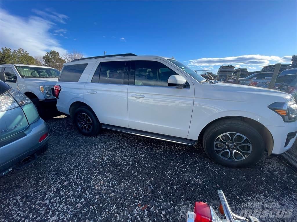 Ford Expedition Inne