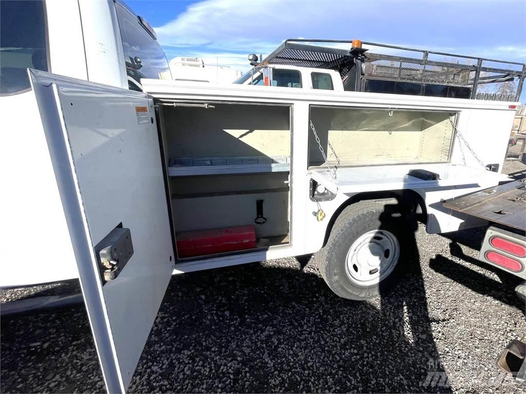 Ford F250 Samochody ratownicze pomocy drogowej