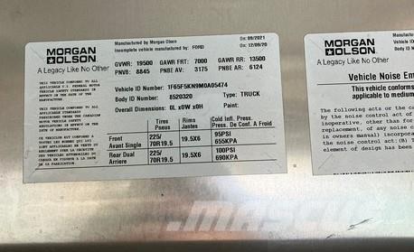 Ford P1000 F59 Samochody ciężarowe ze skrzynią zamkniętą