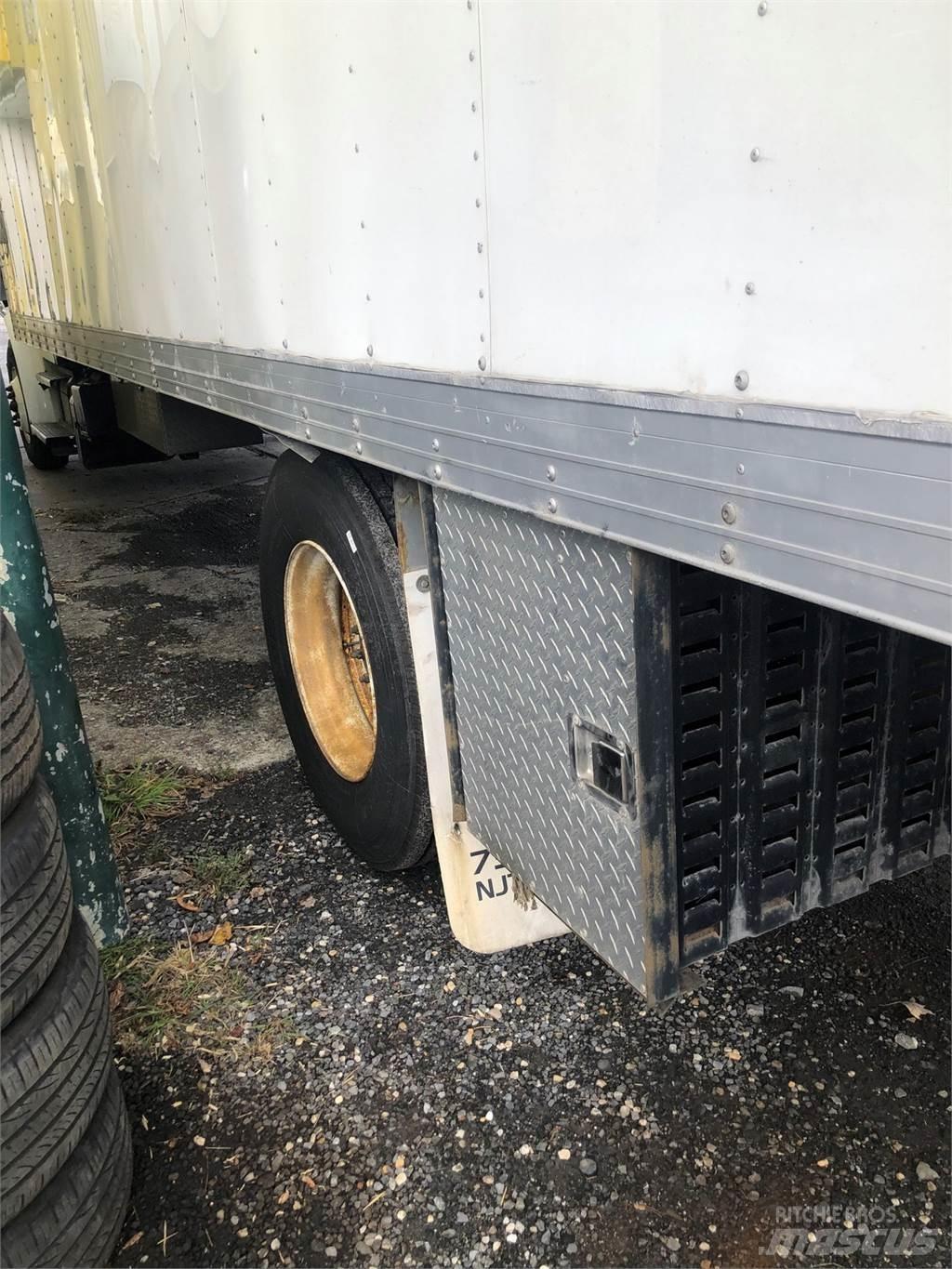 Freightliner M2 Inne