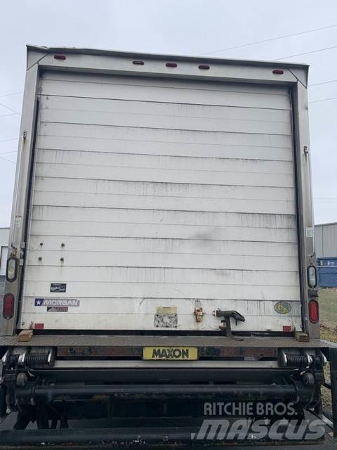 Hino 268 Samochody ciężarowe ze skrzynią zamkniętą