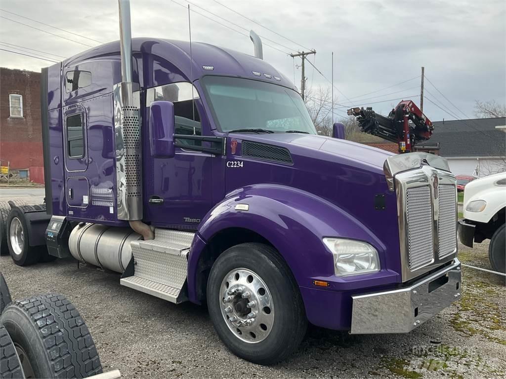 Kenworth T880 Ciągniki siodłowe