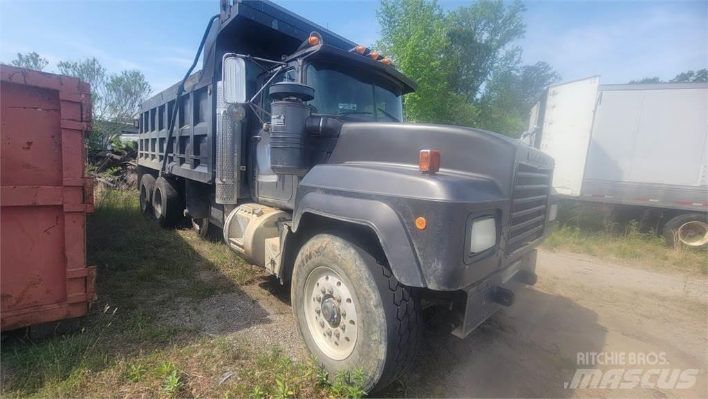 Mack RD6885 Wywrotki